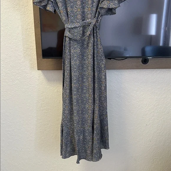 Max Studio Blue Patterned Wrap Midi Dress - Picture 8 of 8